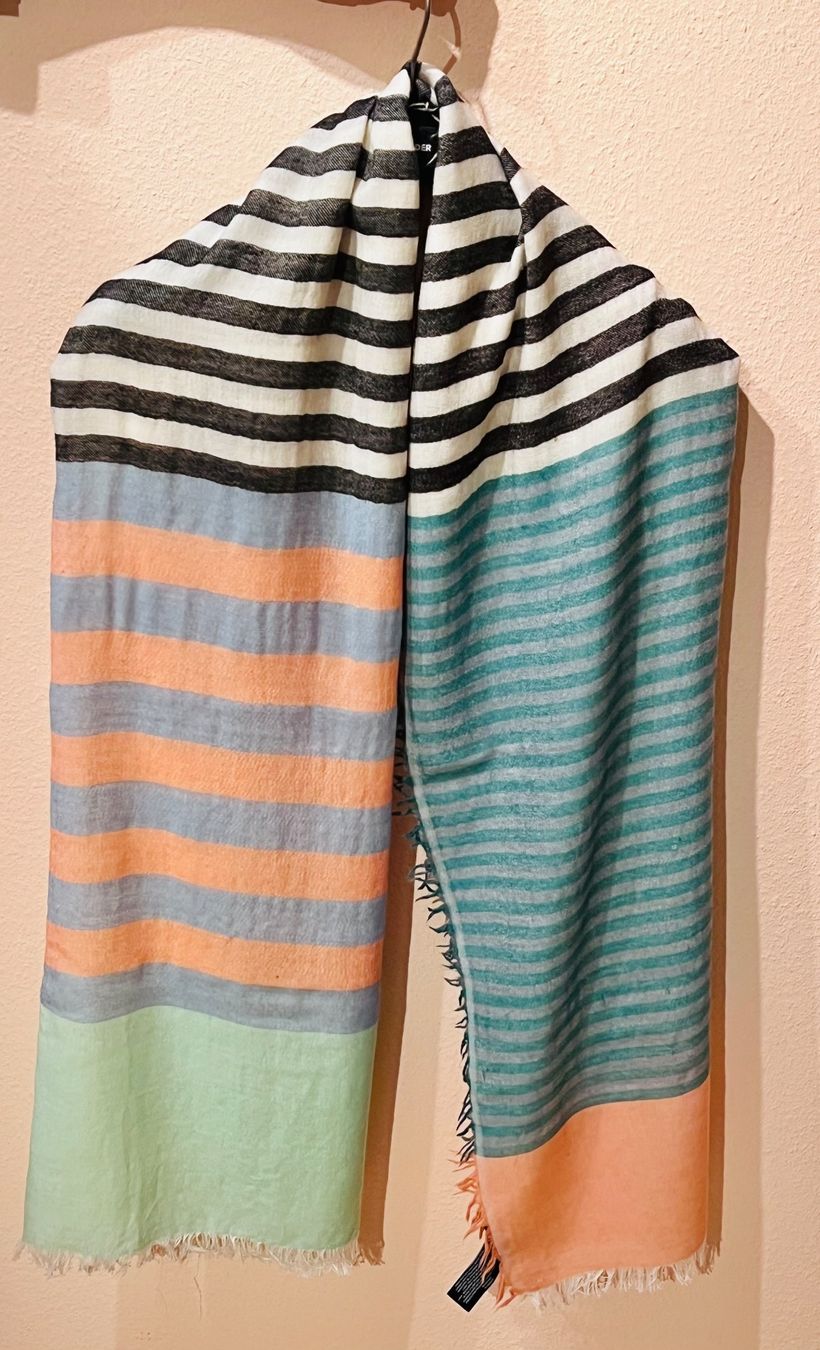 Marc Jacobs Foulards, Tücher & Schals: Frauen Schal, Marke: Marc by Marc Jacobs – Gebraucht aus Bottmingen von bsp_t6m8 6