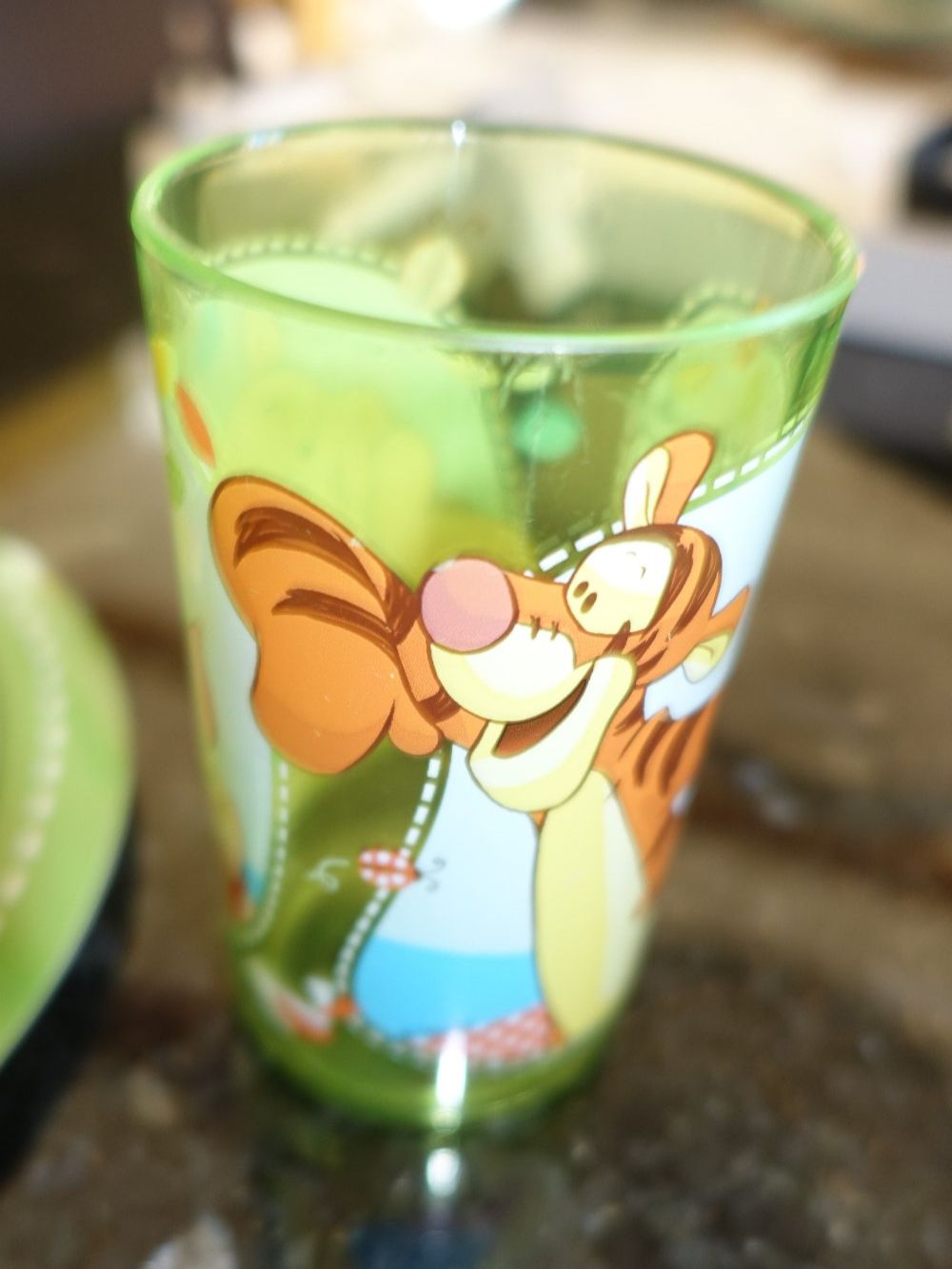 Disney Geschirrsets: Winnie Puuh Geschirr Set Kinder – Gebraucht aus Pâquier-Montbarry von phi_5v2r 2