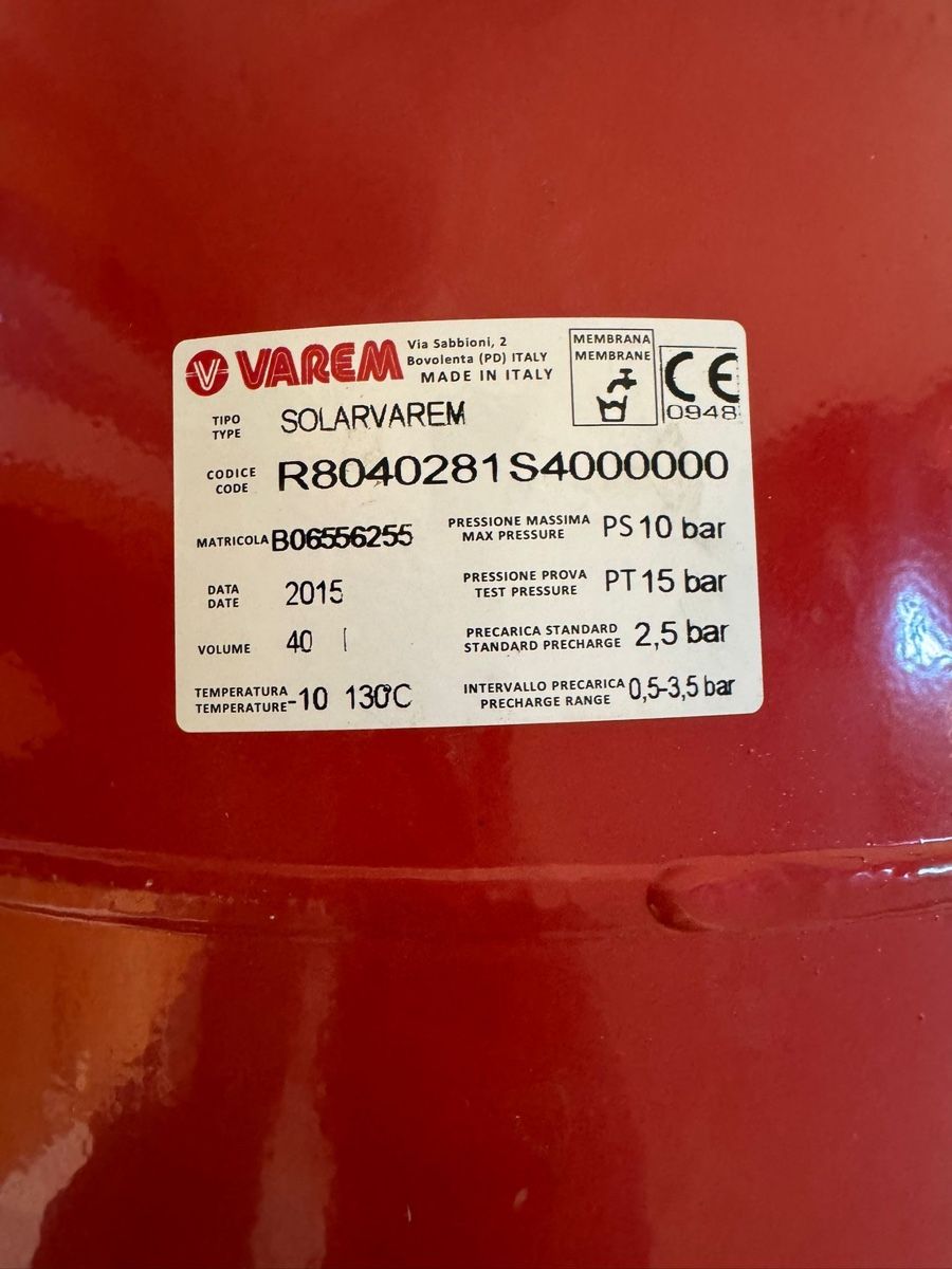 Radiatori: Druckausgleichsgefäs – Usato da Schüpfheim venduto da Nody05 2