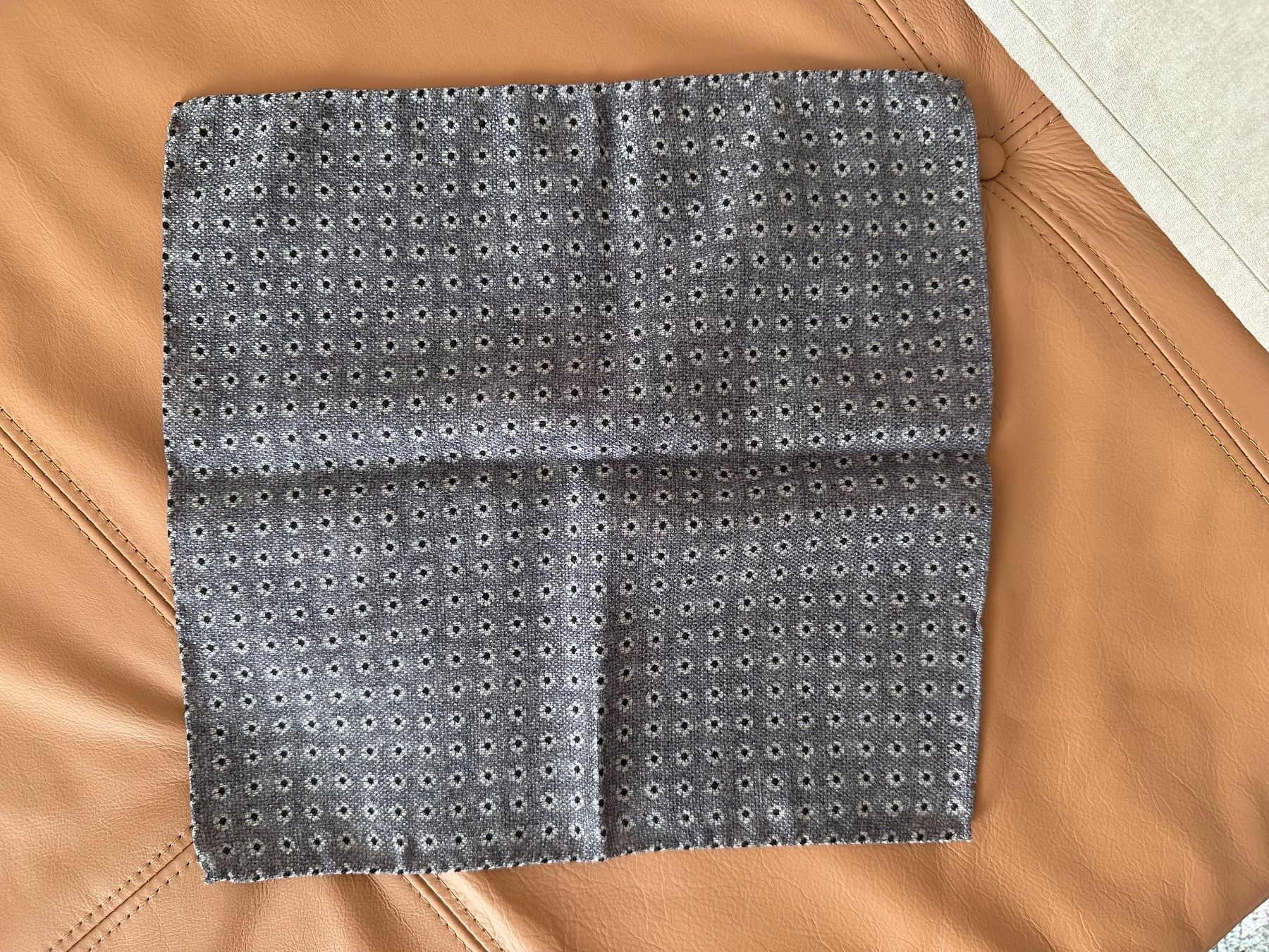 Completi: Zwei Einstecktücher Suitsupply Wolle/Seide – Nuovo (secondo la descrizione) da Zürich venduto da Michael_CK 2