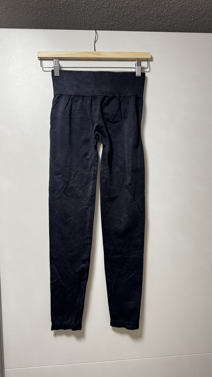 Teveo Leggings: Teveo Leggings – Nuovo (secondo la descrizione) da Ballwil venduto da lar_czz7