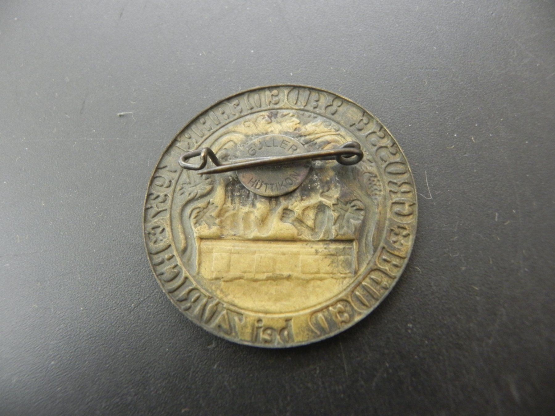 Broschen & Nadeln: Altes Abzeichen Grosse Badenfahrt 1937 – Gebraucht aus Biel/Bienne von Gogolozi 1