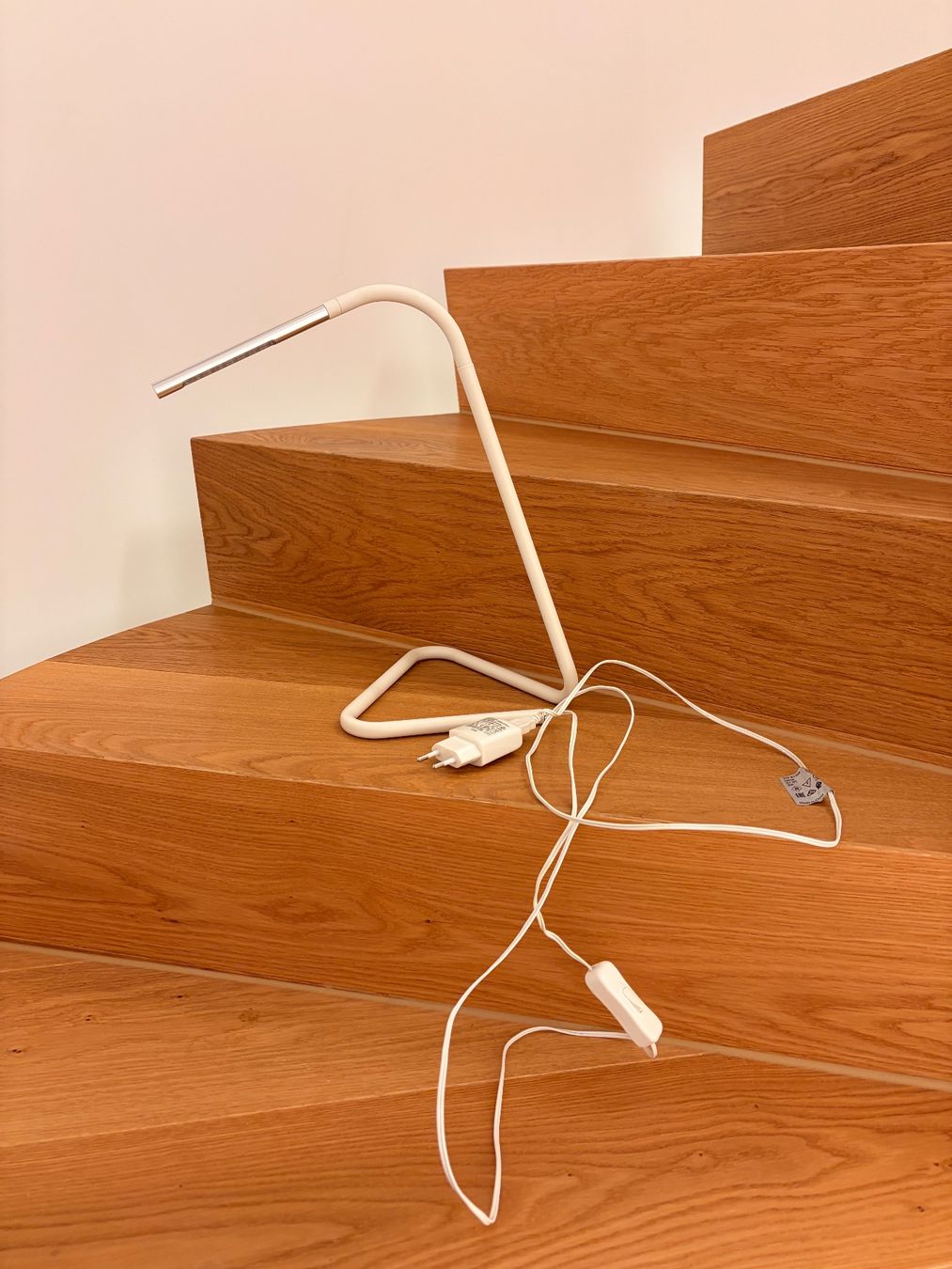 Ikea Lampade: Nachttischlampe weiss IKEA – Usato da Ebmatingen venduto da anniussi 1