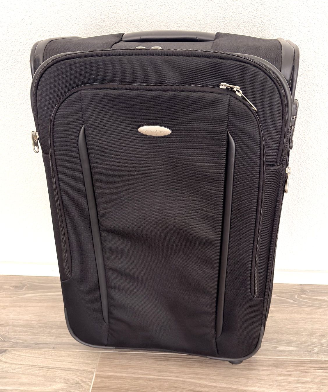 Samsonite Valises de voyage: Samsonite Koffer 65 cm – D'occasion à Egerkingen par Luckyluj
