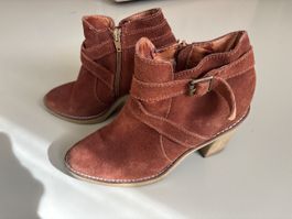 Bottines femme en daim marron| Braune Wildleder-Stiefeletten