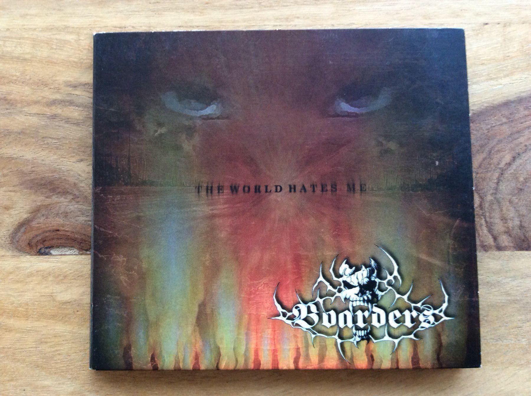 CD: CD Boarders / The World Hates Me – Usato da Horgen venduto da flyingpenguin2000