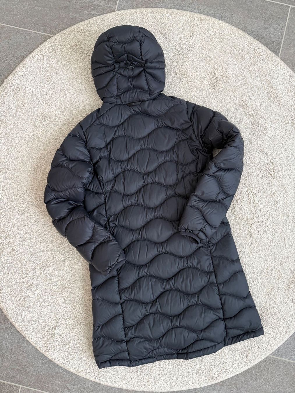 Peak Performance Mäntel: Peak Performance Helium Down Parka Damen, Gr. S – Gebraucht aus Mönchaltorf von lunitsch 2