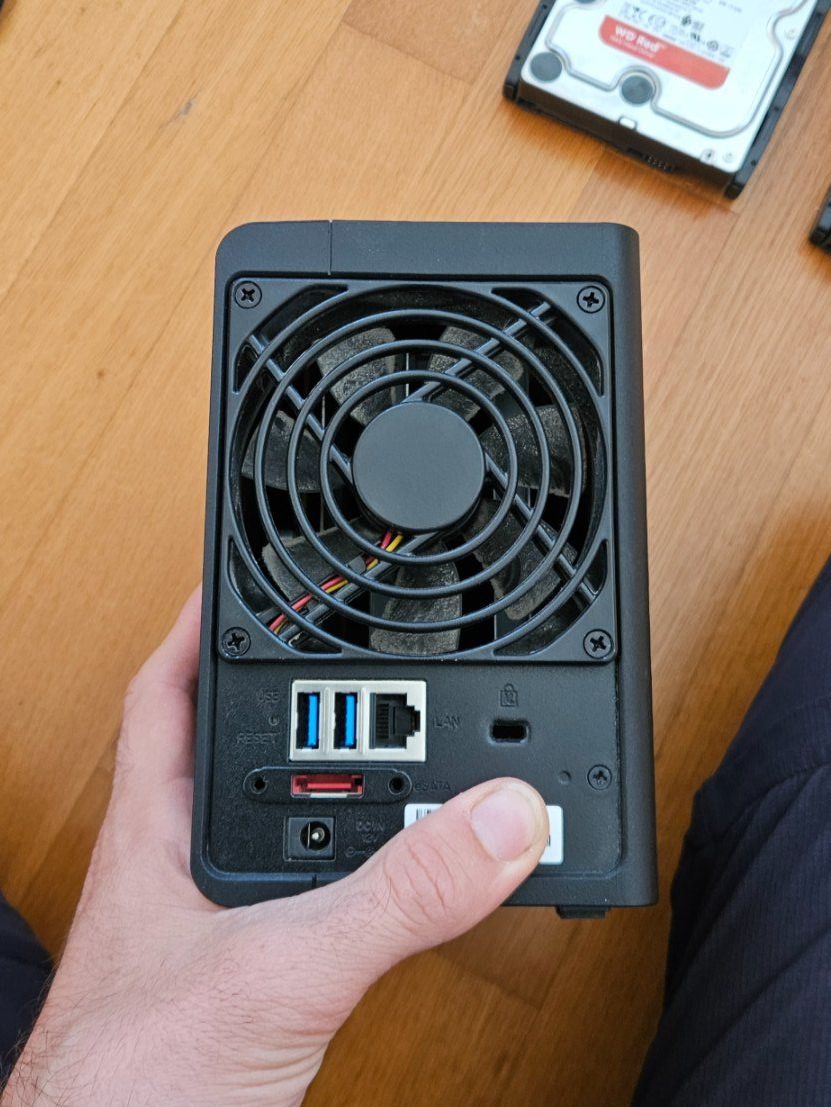 Synology Server: Synology NAS DS218+ mit 2x 3TB WD Red Festplatten – Usato da Lenk im Simmental venduto da oli66661 4