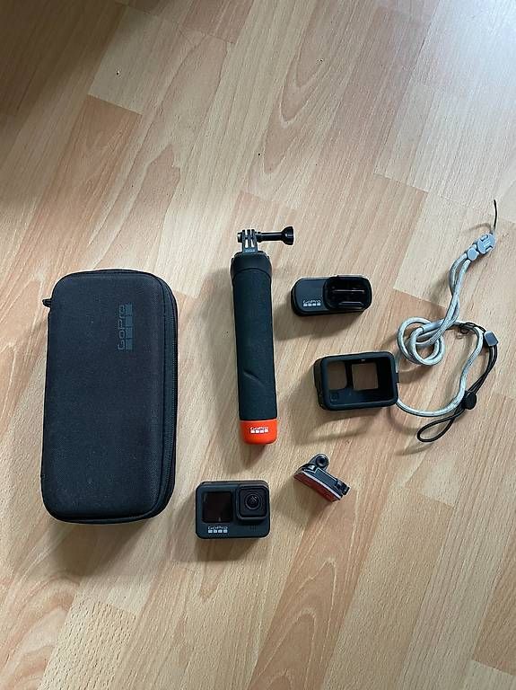 Gopro Action Cam: GoPro HERO 9 Black plus Zubehör – Usato da Schaan venduto da shc_tf7k