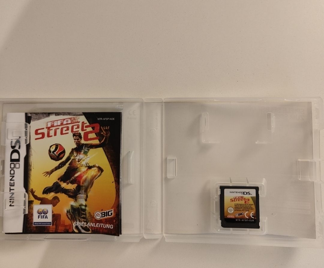 Nintendo Giochi: FIFA Street 2 - Nintendo DS – Usato da Esslingen venduto da lin_7jgz 4