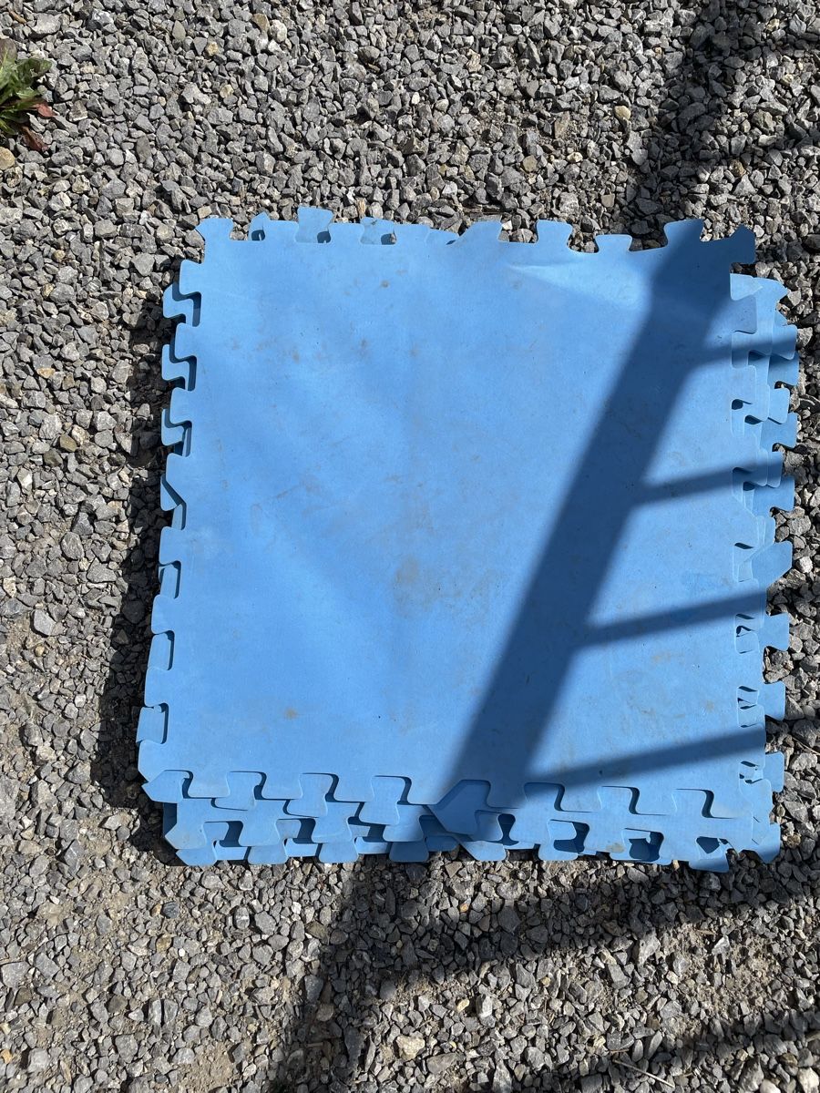Bodenmatten: 9 Puzzlematten blau 50x50cm – Gebraucht aus Lichtensteig von Nadia0105