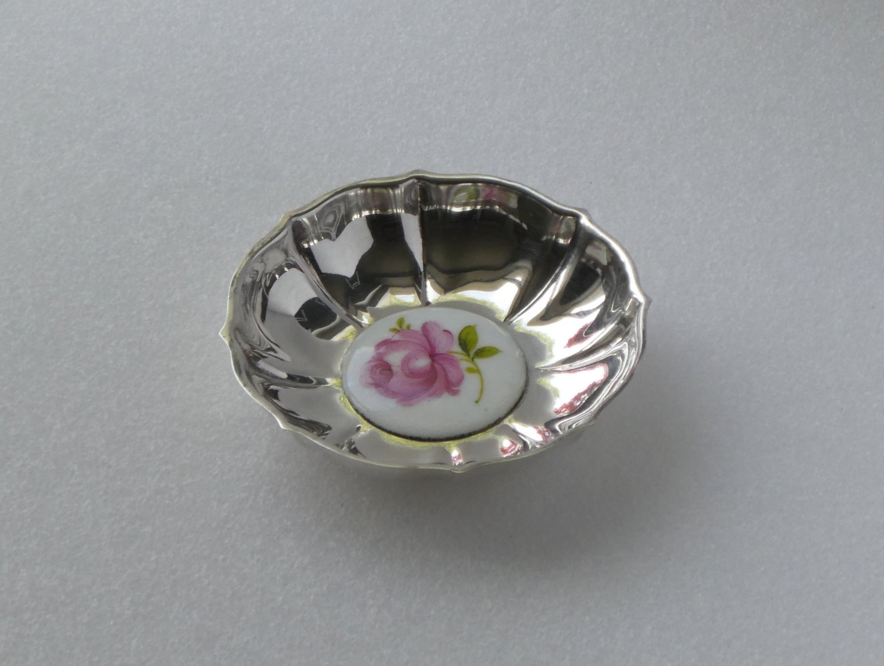Plateaux: Silberteller 800 Silber Rose Kleeblatt Silbertellerchen – D'occasion à Frauenfeld par Astra13 5
