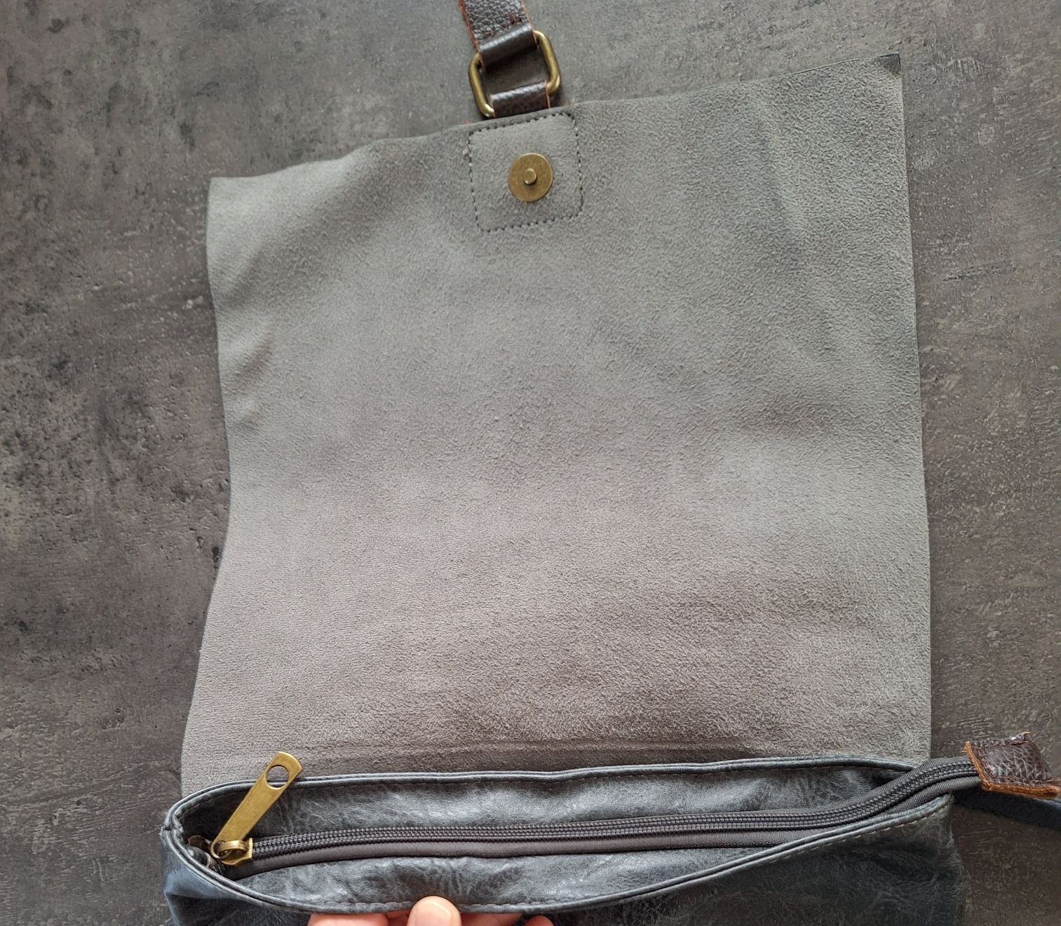 Rucksäcke: Stylischer Rucksack / Umhängetasche grau – Neu (gemäss Beschreibung) aus Zollbrück von MAEZ01 3
