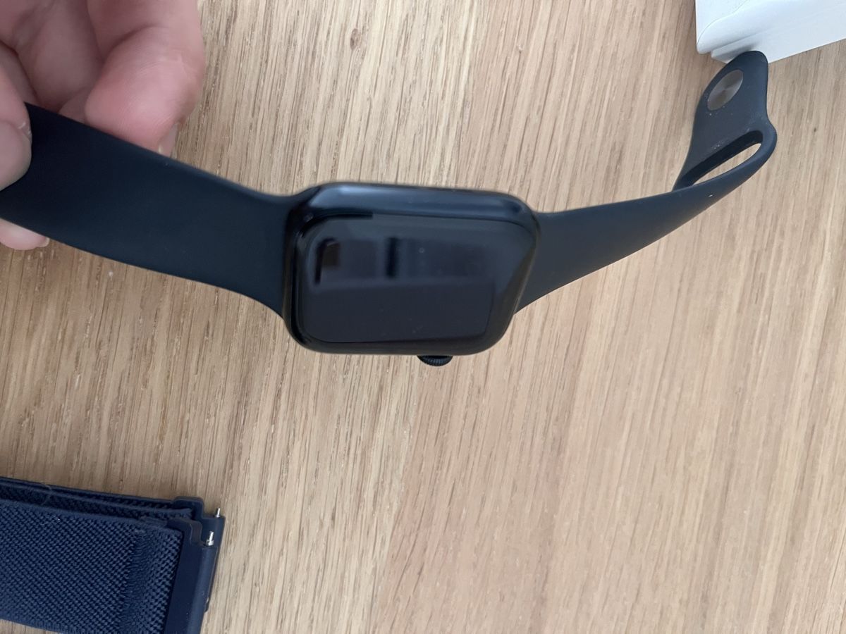 Apple Smartwatch: Apple Watch SE 2 – D'occasion à Ebnat-Kappel par eloknet3 4