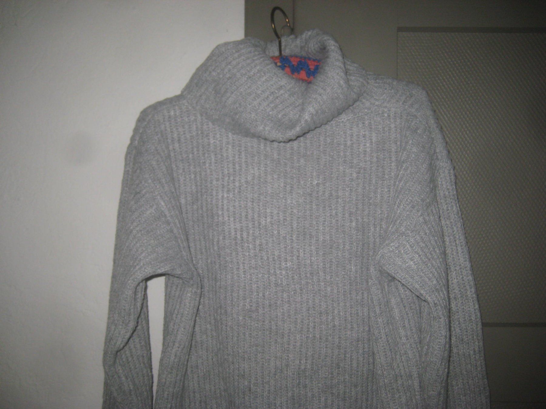 Zebra Maglioni & Felpe: DAMEN  PULLOVER – Usato da Uster venduto da flocke1 1