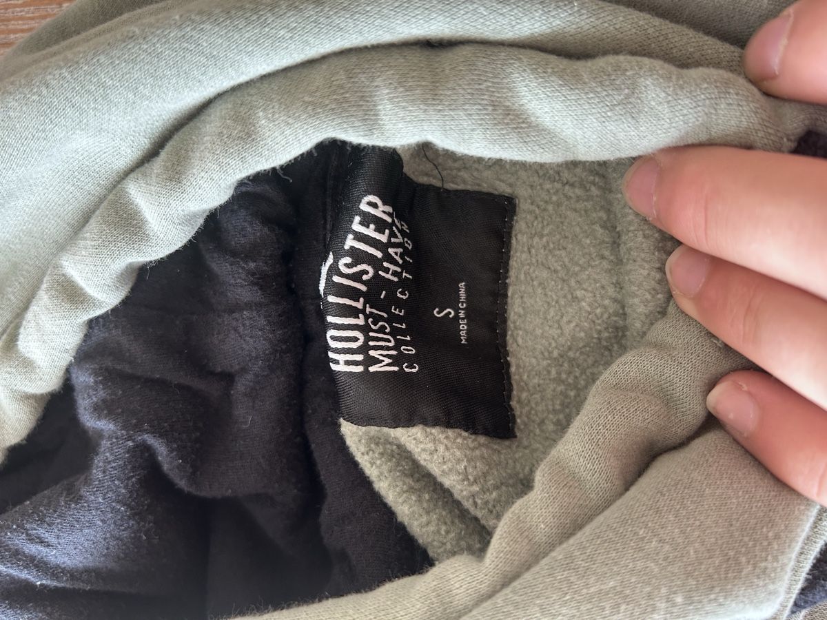 Hollister Maglioni & Felpe: Hollister Hoodie – Usato da Rotkreuz venduto da User_not_found 1