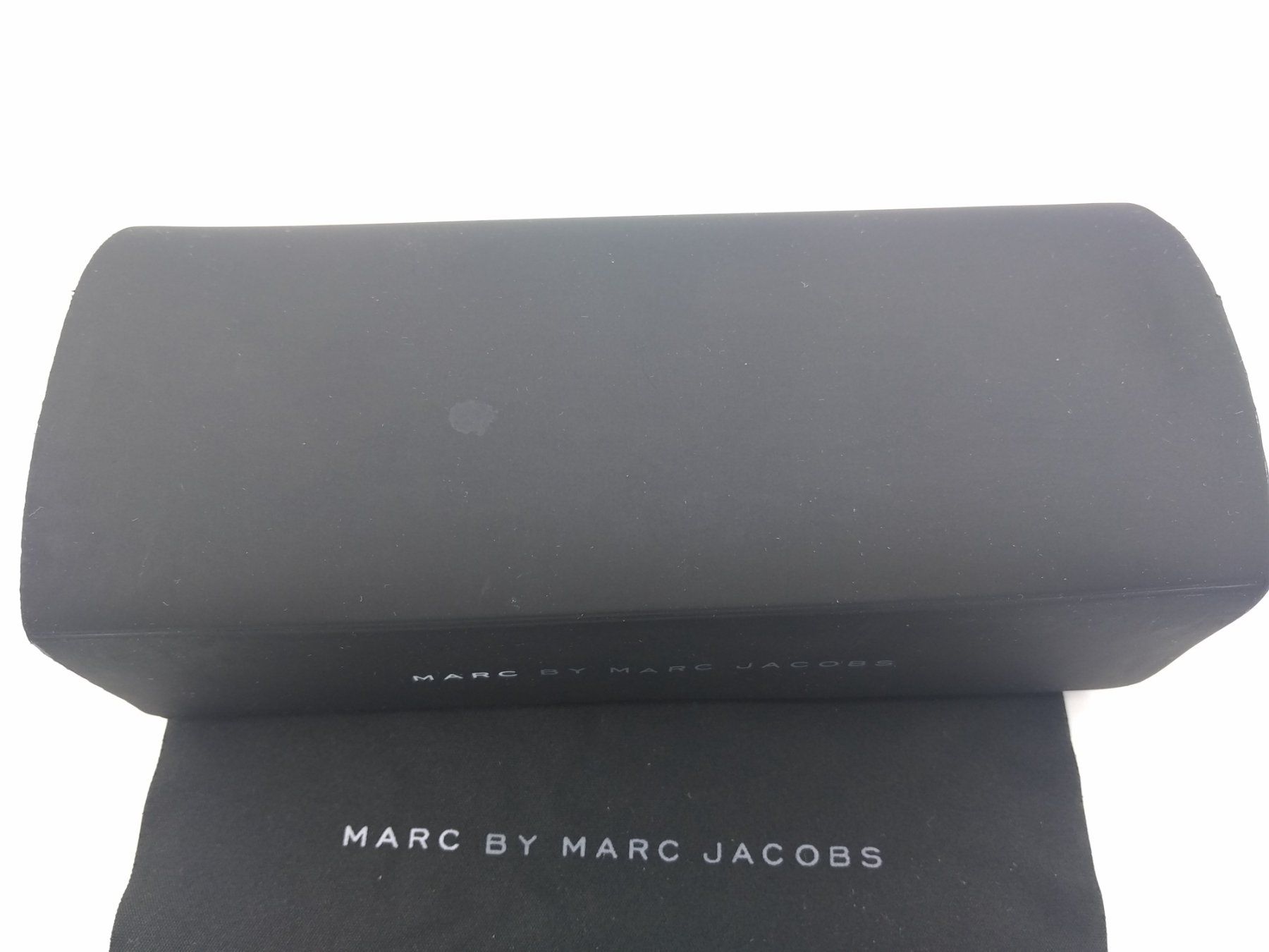 Marc Jacobs Altro in  Abbigliamento & Accessori: Brillenetui Marc Jacobs Designer – Usato da Bäch SZ venduto da Swissy46 2