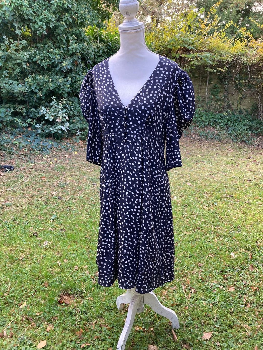 Robes: The Kooples Kleid Grösse 3 – D'occasion à Bottmingen par Laternenlicht