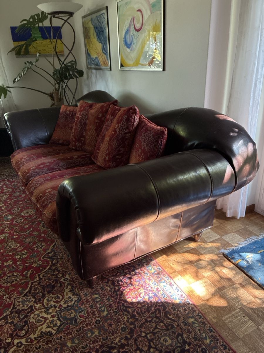 Divani: Gemütliches 3-Sitzer Sofa Leder/Stoff – Usato da Horgen venduto da Schalber 1