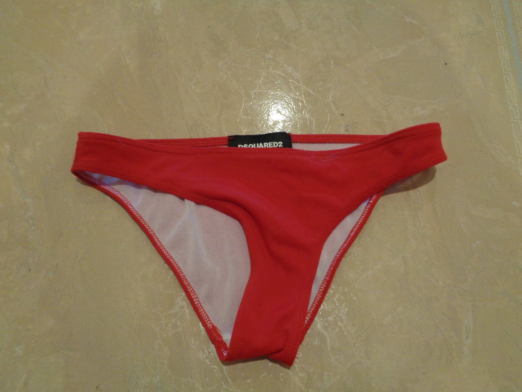 Costumi da bagno & Bikini: Dsquared2 NWT Bikini, 7J 122 (8J) – Nuovo (secondo la descrizione) da Klingnau venduto da Markus14 2