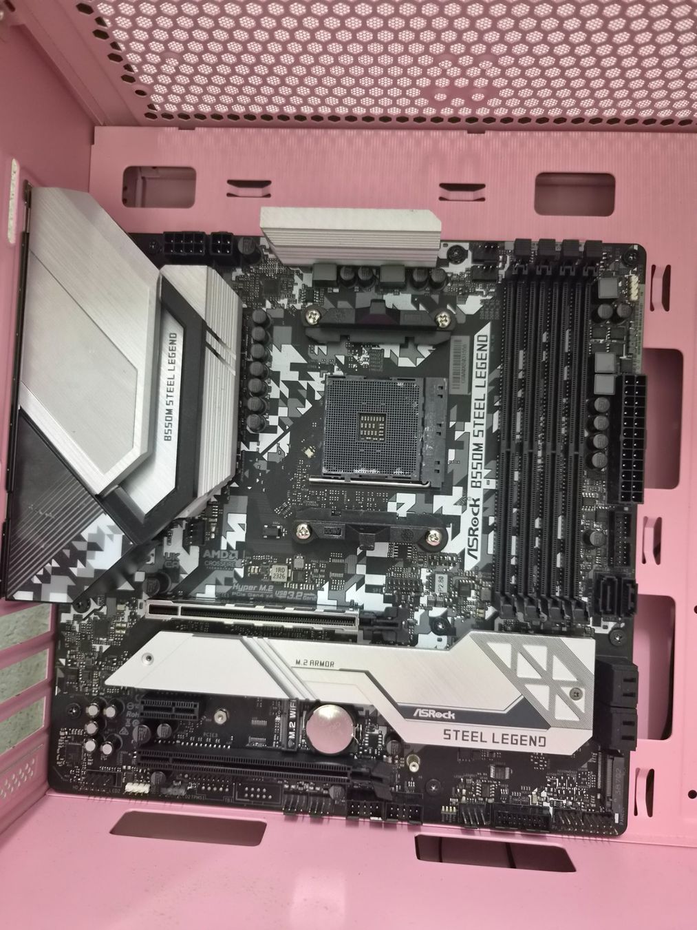 Custodie: Gehaeuse PC rosa – Usato da Domat Ems venduto da tchnesa 8