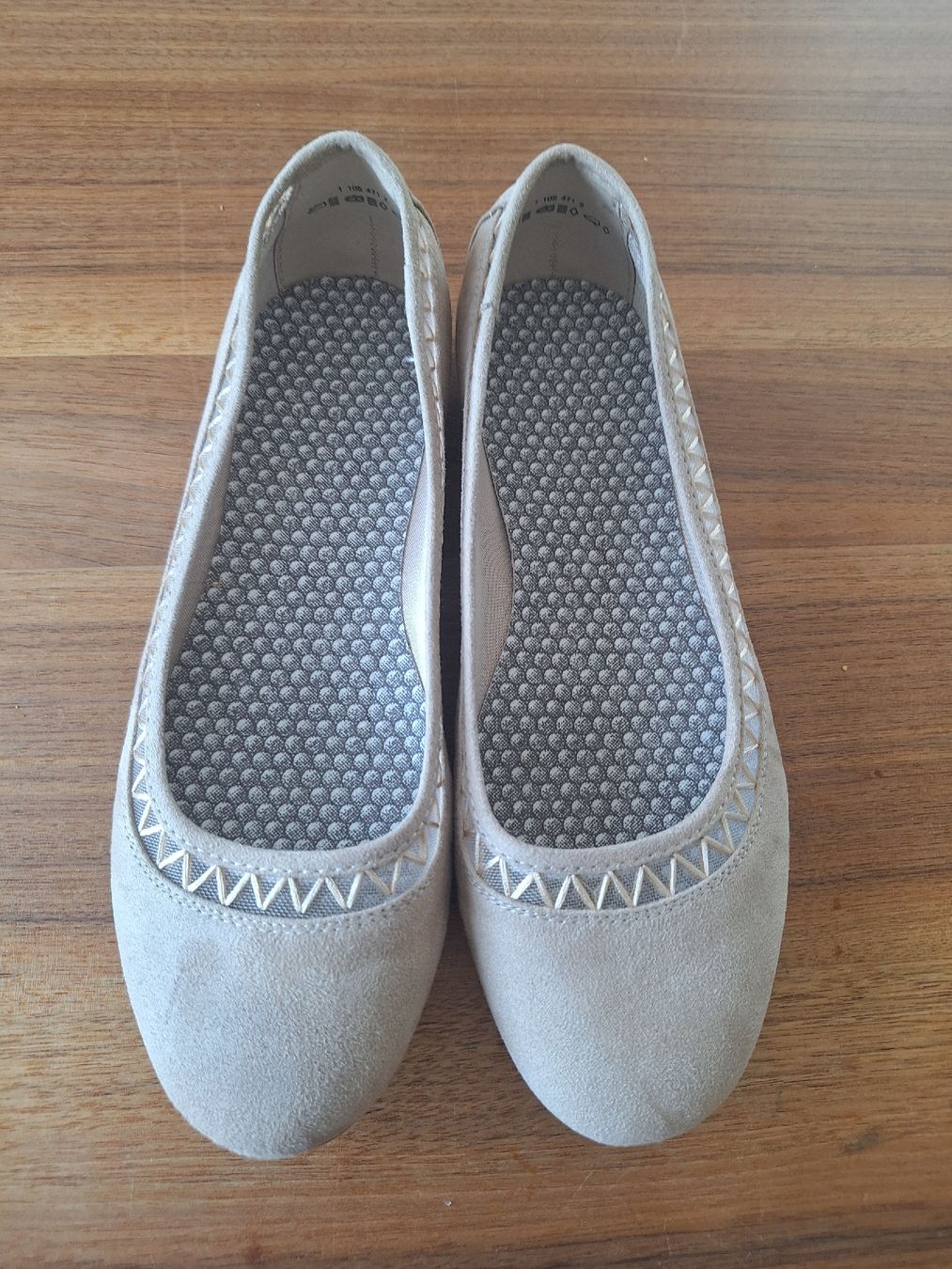 Damenschuhe: Ballerinas hellgrau Grösse 38 guter Zustand – Gebraucht aus Uzwil von JollyF