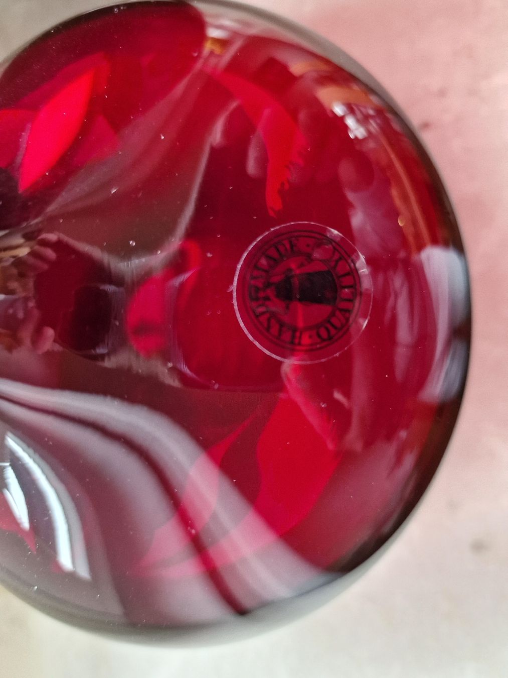 Vasen & Gefässe: 2 rubinrote Glasvasen Handmade – Gebraucht aus Eglisau von mmkristall 1
