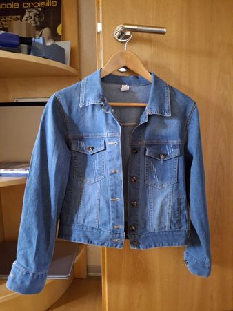Jeansjacke passend zu einem Kleid Gr. S