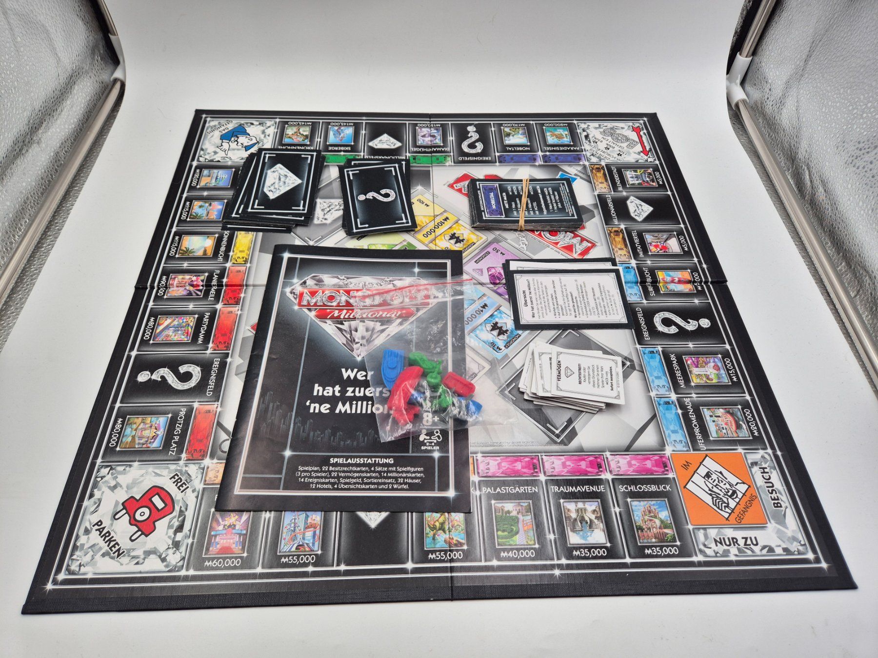 Hasbro Giochi: Monopoly Millionär - Wer wird als erstes reich? – Usato da Ettiswil venduto da beekeper13 2