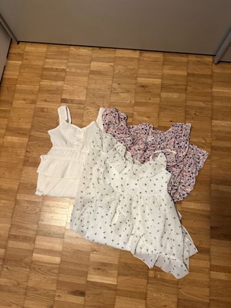 3 Sommerkleider Grösse 140 H&M Name It 