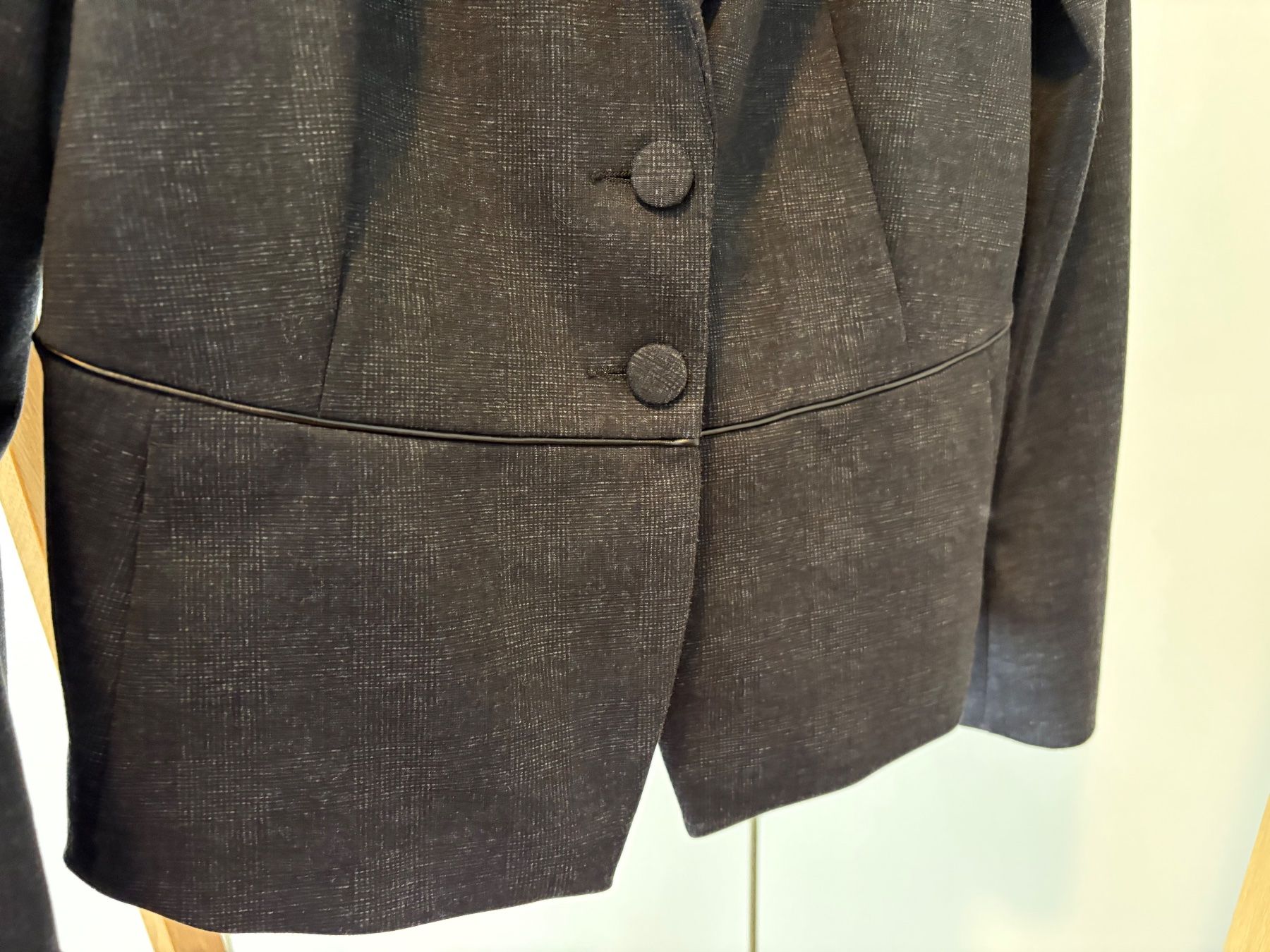 Comma Vestes: Blazer von comma - 40 - anthrazit – D'occasion à Oberwil BL par tiggi123 3