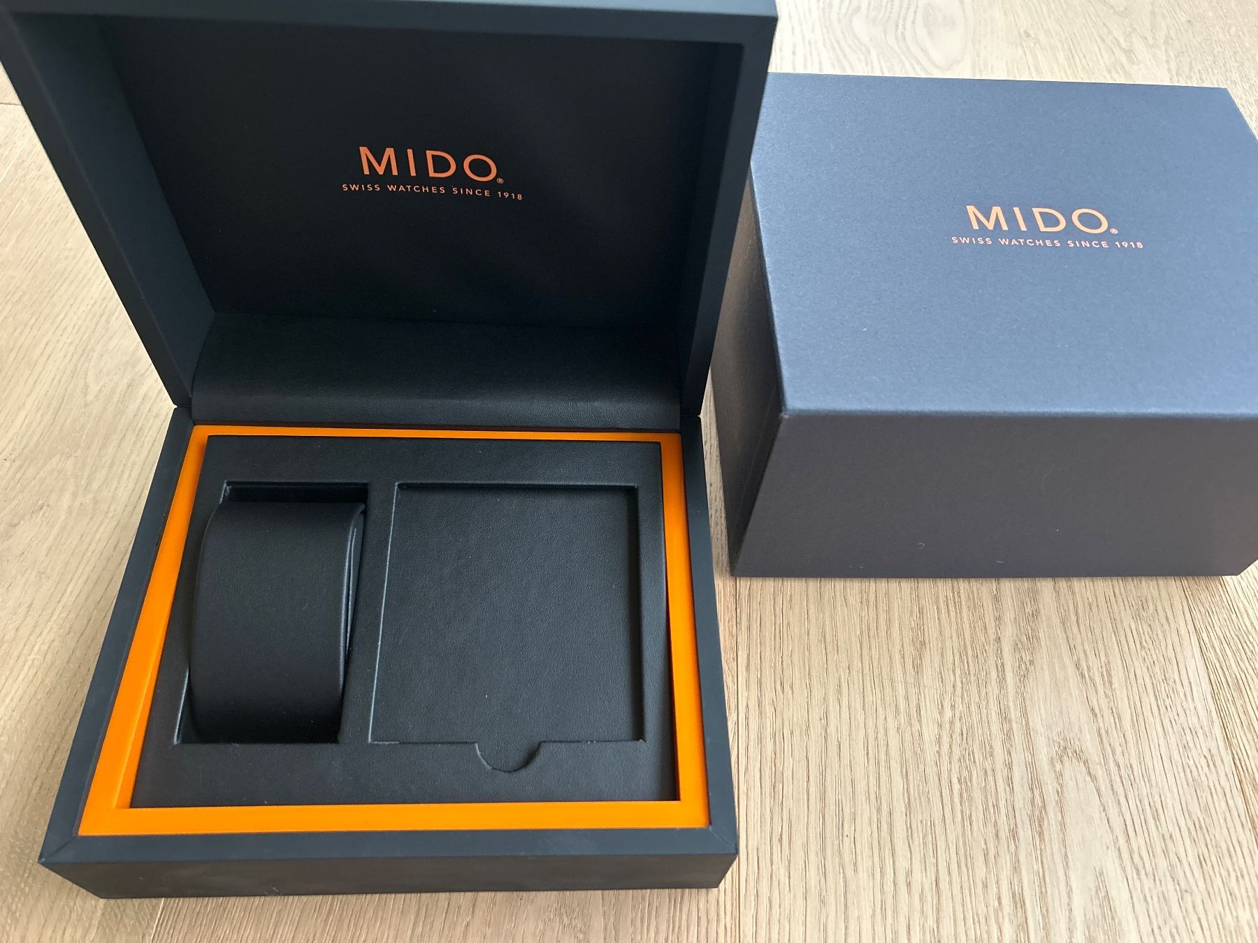 Mido Montres: Mido - Uhrenbox – Neuf avec emballage d'origine à Fläsch par sus_69xn 1