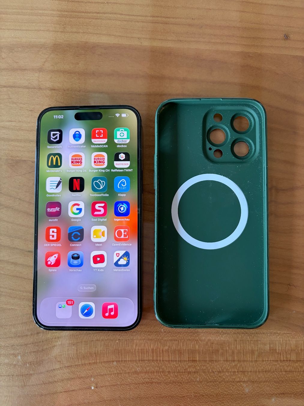 Apple Telefoni cellulari / Smartphones: iPhone 14 Pro Max  Rückseite defekt – Difettoso da Stetten SH venduto da Holidays1 3