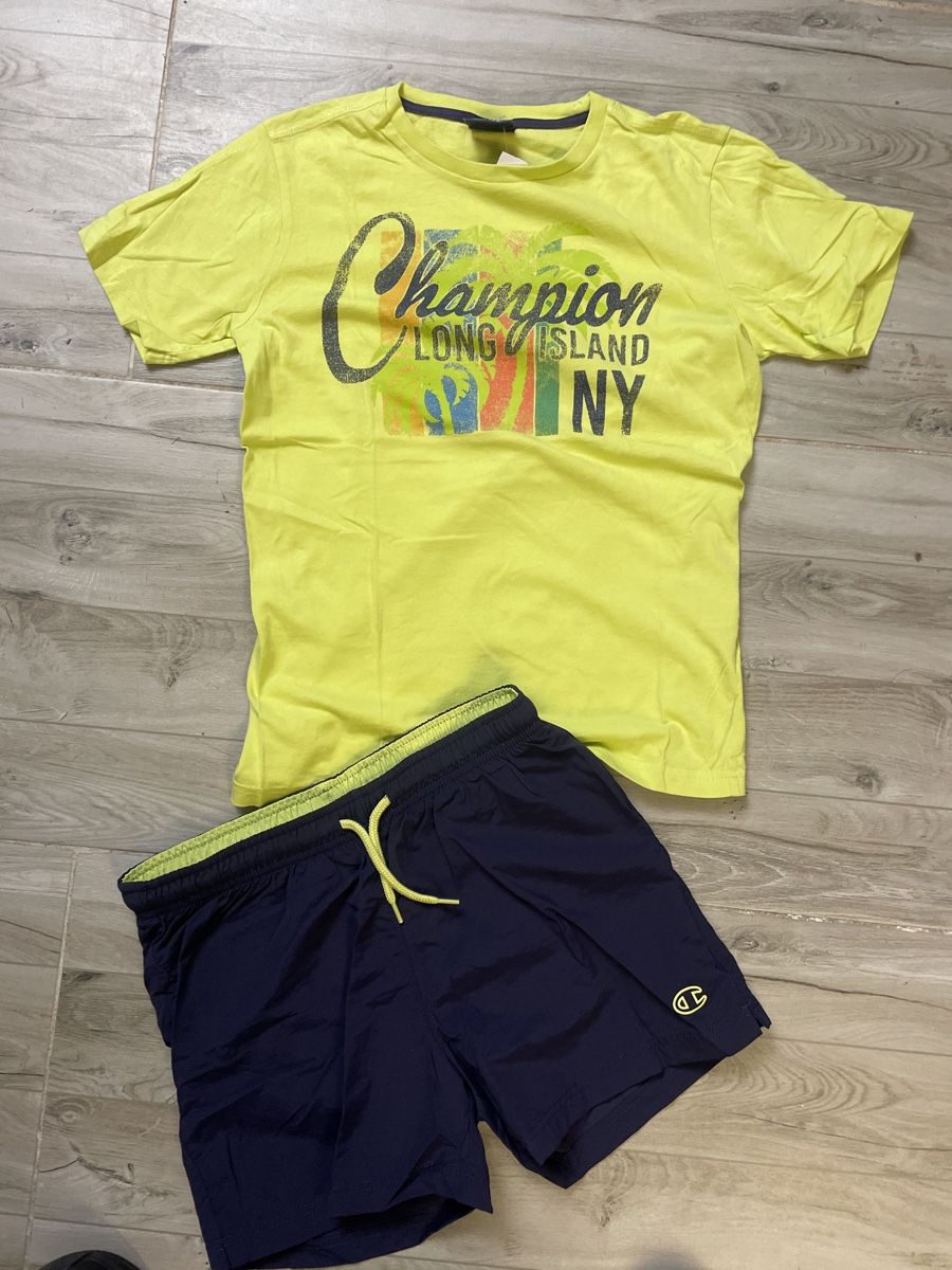 Champion Lotti & Set di vestiti: Cooles Champion Sommerset Gr. 150/155 – Nuovo (secondo la descrizione) da Obergerlafingen venduto da cabo4