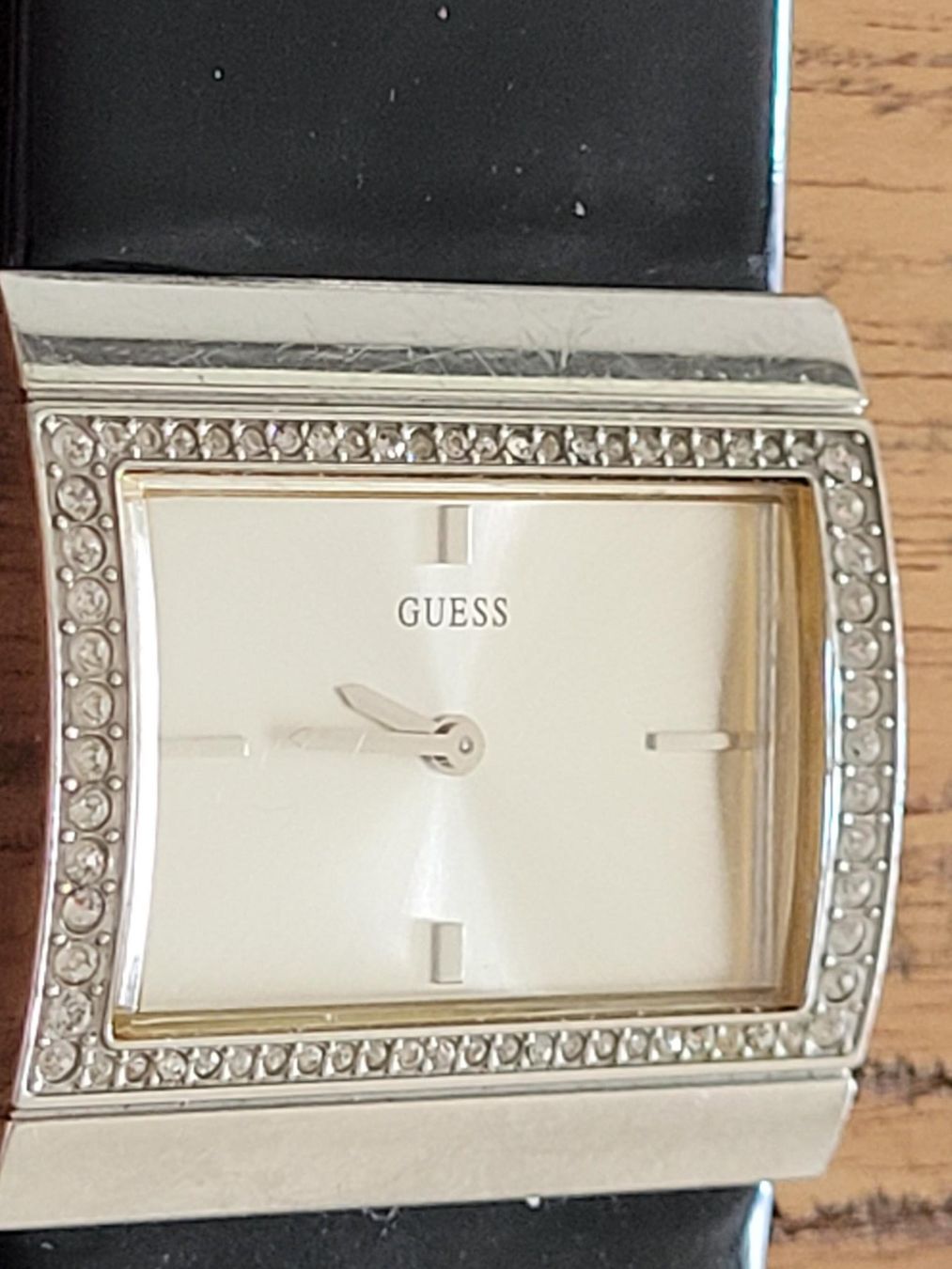 Guess Orologi: GUESS Stainless Steel - VINTAGE – Usato da Kreuzlingen venduto da glo_yg6c 4
