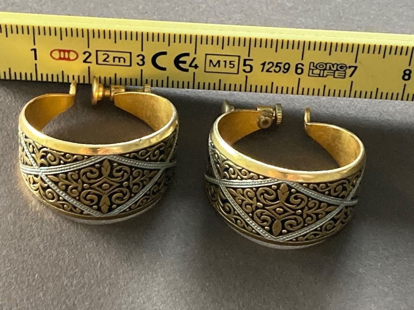 Ohrringe & -stecker: Fashion and Unique Ohrringe!! – Gebraucht aus Laufen von Trendmarket 1