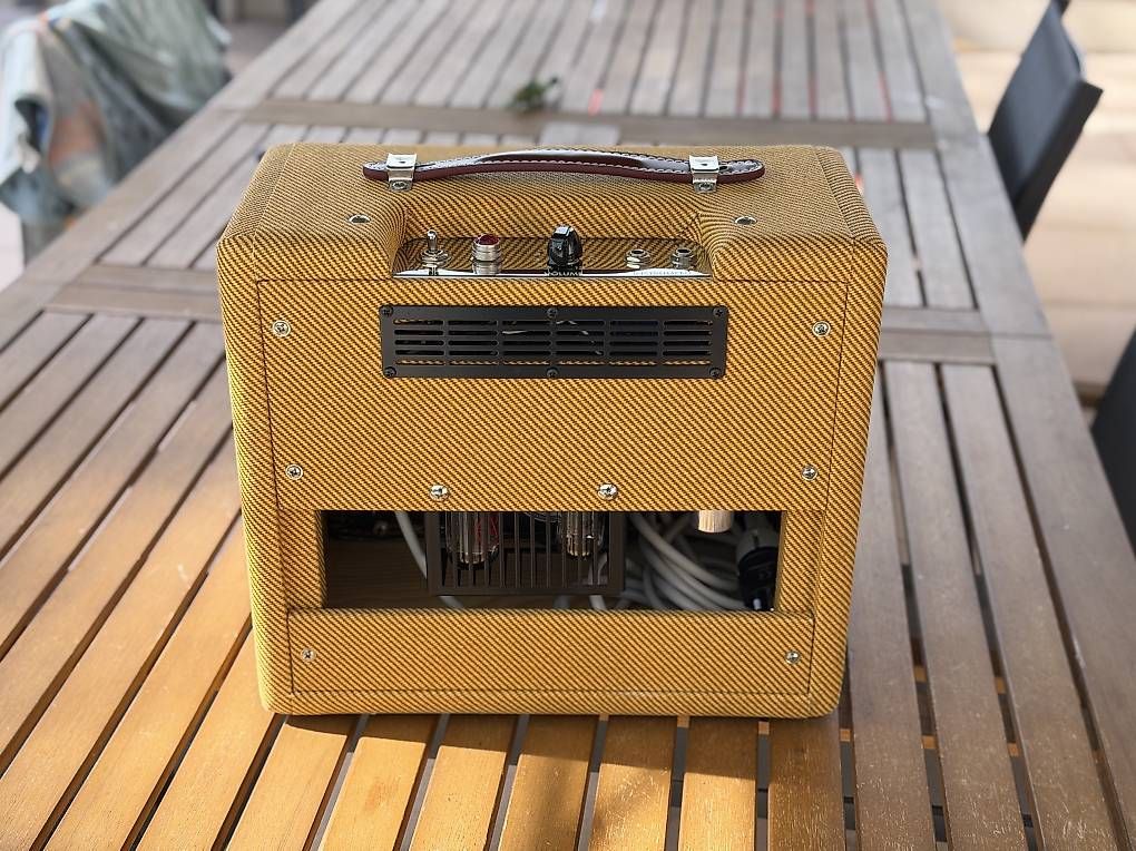 Amplificatori: Fender 57 Custom Champ  Tweed  Comme neuf – Usato da Froideville venduto da ChrisGuitars 3
