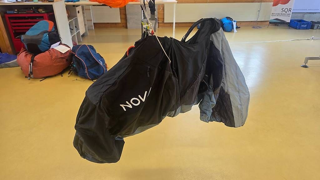 Sport dell'aria & Aquiloni: Nova Artus S Liegegurtzeug – Usato da Matzendorf venduto da Flugschule-Jura