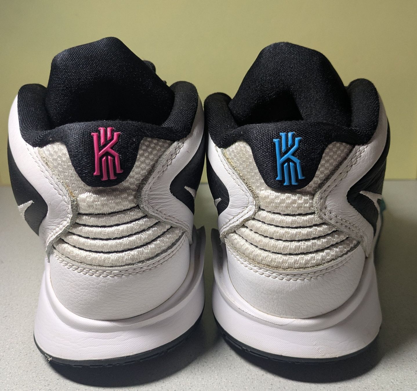 Nike Scarpe da uomo: Nike Kyrie Infinity South Beach Gr.41 – Usato da Bubikon venduto da el-ectronico 3