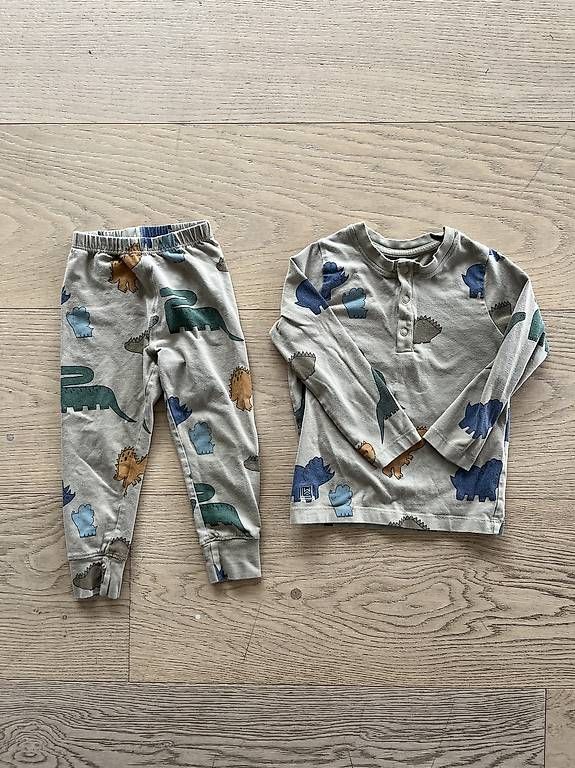 Liewood Pigiama & Simili: Liewood Pijama Dinos Gr. 92 – Usato da Wetzikon ZH venduto da AnnukiMucha