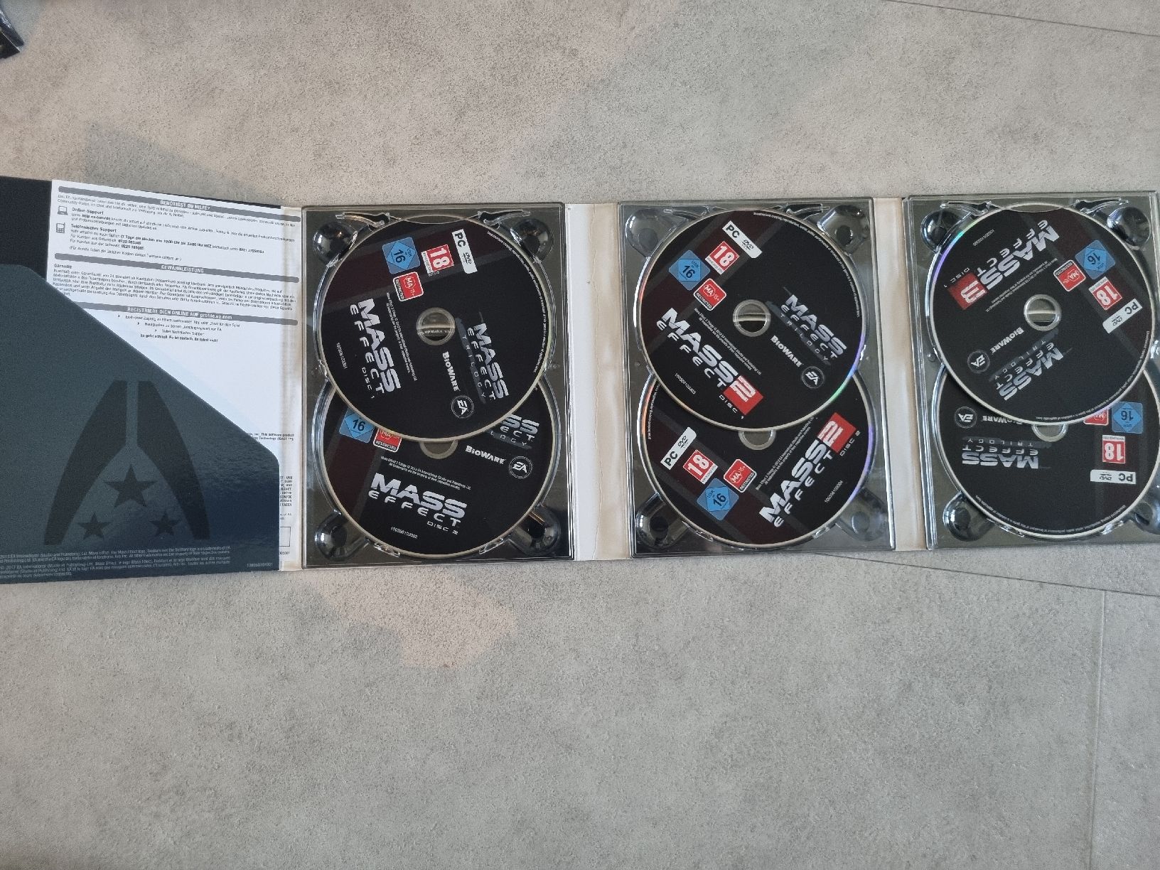 Jeux: Mass Effect Trilogy PC - 6 Discs – Neuf (Voir description) à Schafisheim par piiep_17 1