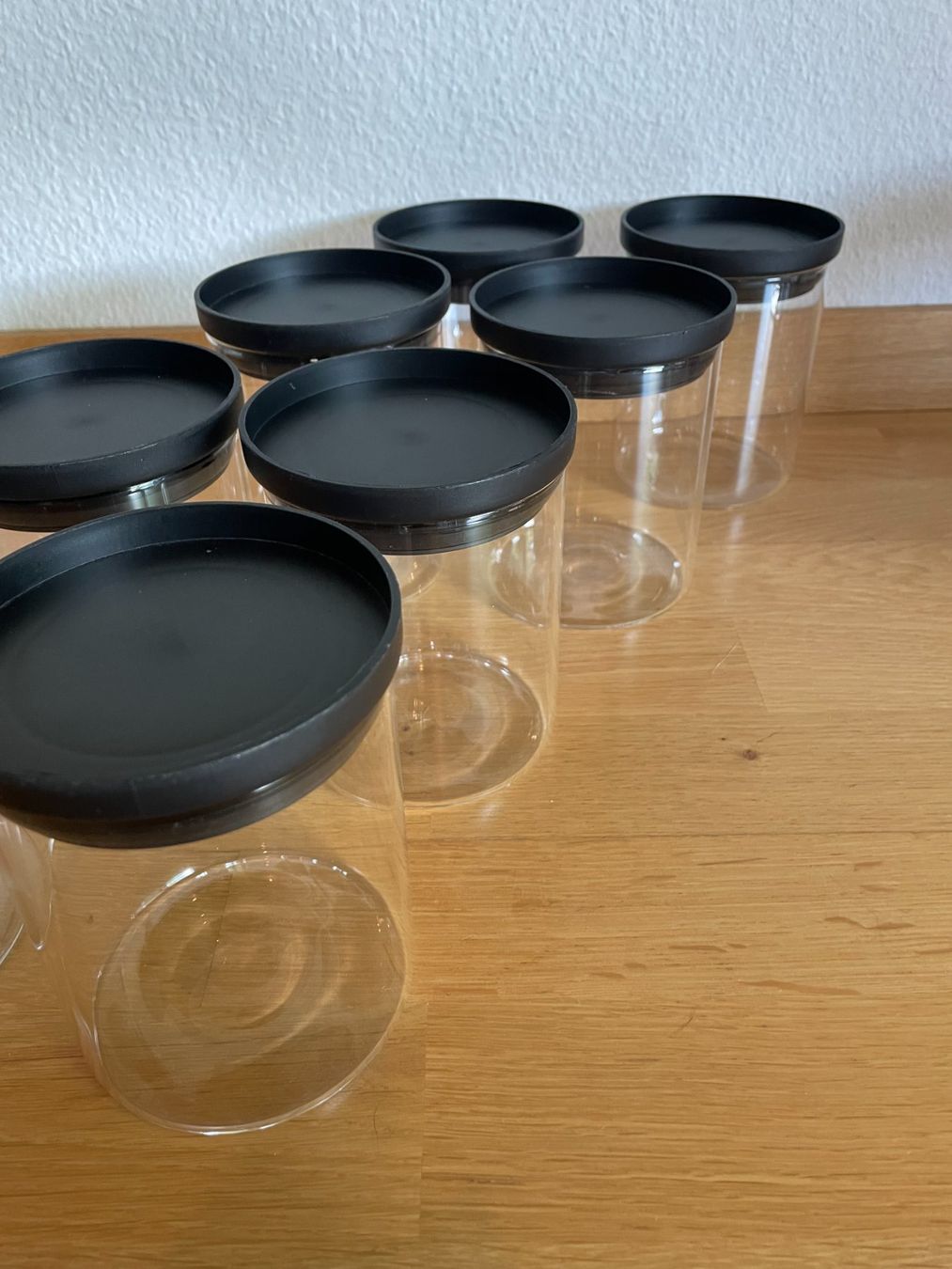 Globus Bicchieri: Vorratsgläser-Set mit Deckel 8 Stück – Usato da Wabern venduto da carciofo 1