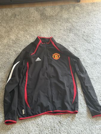 Adidas Manchester United Trainingsjacke Grösse L schwarz/rot
