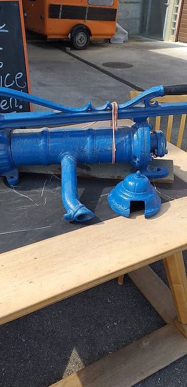 Pompe & Parti di ricambio: Pumpe – Usato da Wünnewil venduto da 04Blume