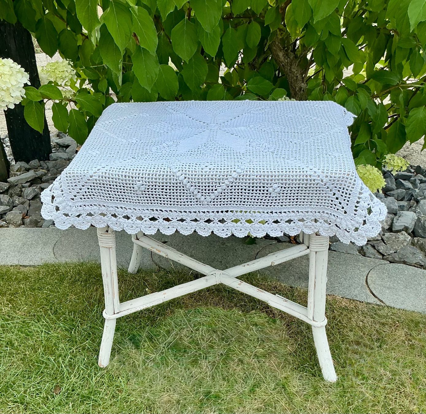 Coperte: ANTIKE KLEINE HÄCKELDECKE – Usato da Zell LU venduto da Silvermemory 3