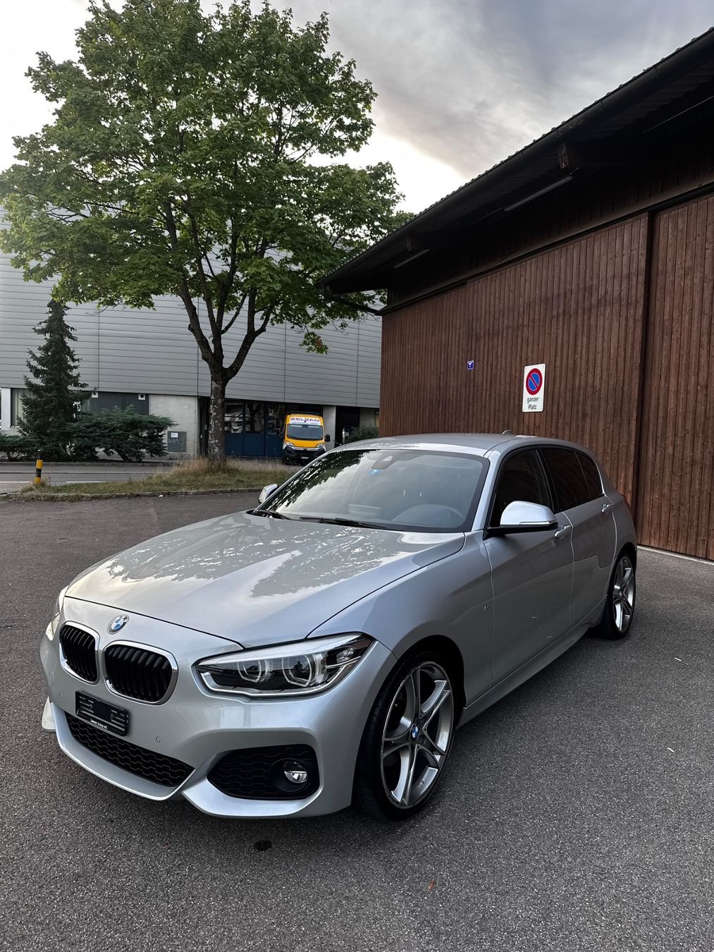 BMW Automobili: BMW 1er M-Paket x-Drive – Usato da Winterthur venduto da don_5dv6