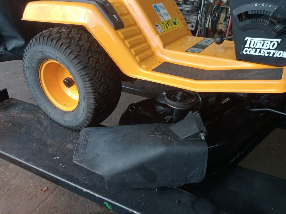 Schlauch für Reifen 18x6.50/7.50-8 145/70-8 Rasentraktor Ventil TR 87