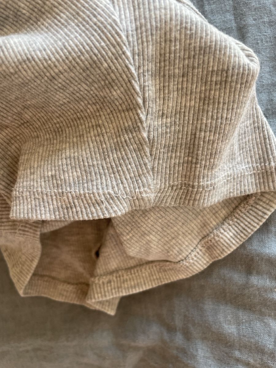 Zara Tops: Zara Croptop Size S – Gebraucht aus Kloten von simones.thriftshop 2