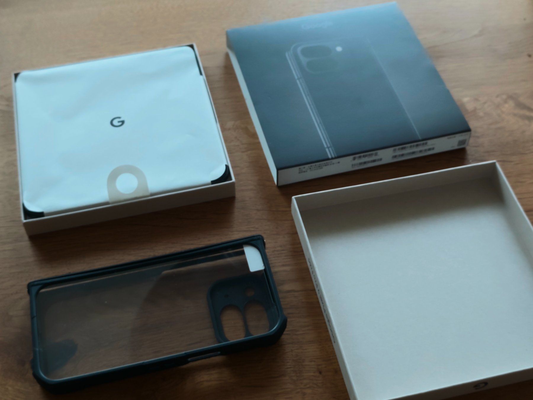 Google Telefoni cellulari / Smartphones: Google Pixel 9 Pro Fold, 512 GB, neue Hülle, gratis Versand – Usato da Baden venduto da Hexenhammer 1