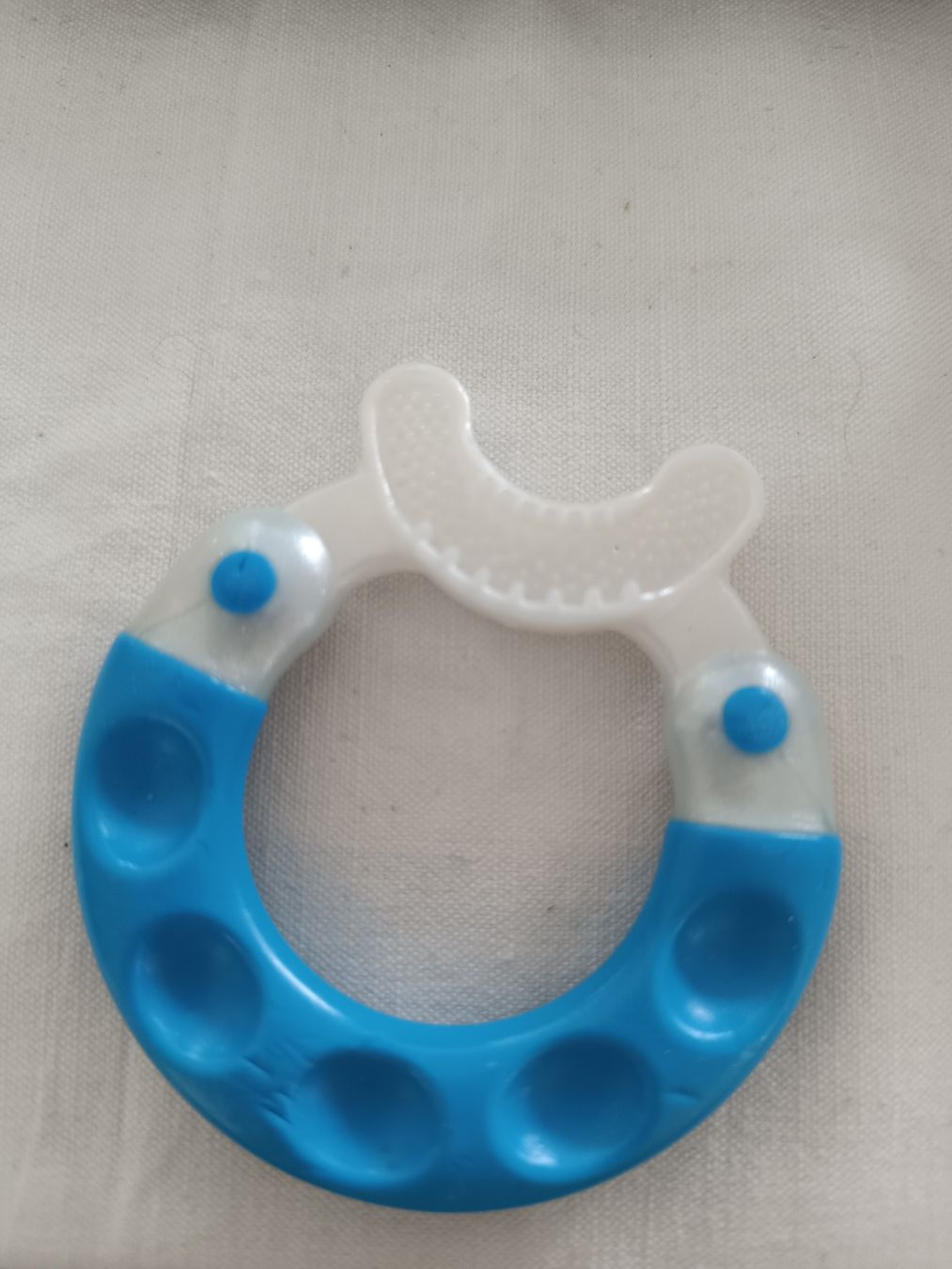 Jouets: MAM Bite & Brush – D'occasion à Dübendorf par phoebe013 2